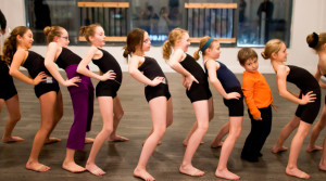 jr-dancers-in-a-row-1img_8741